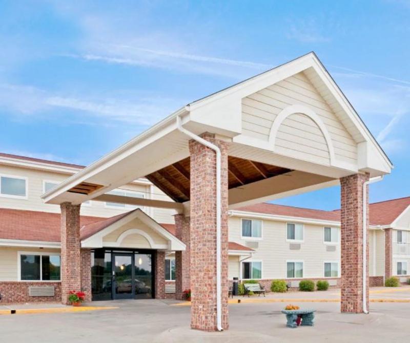 Americinn By Wyndham Northfield Exterior foto